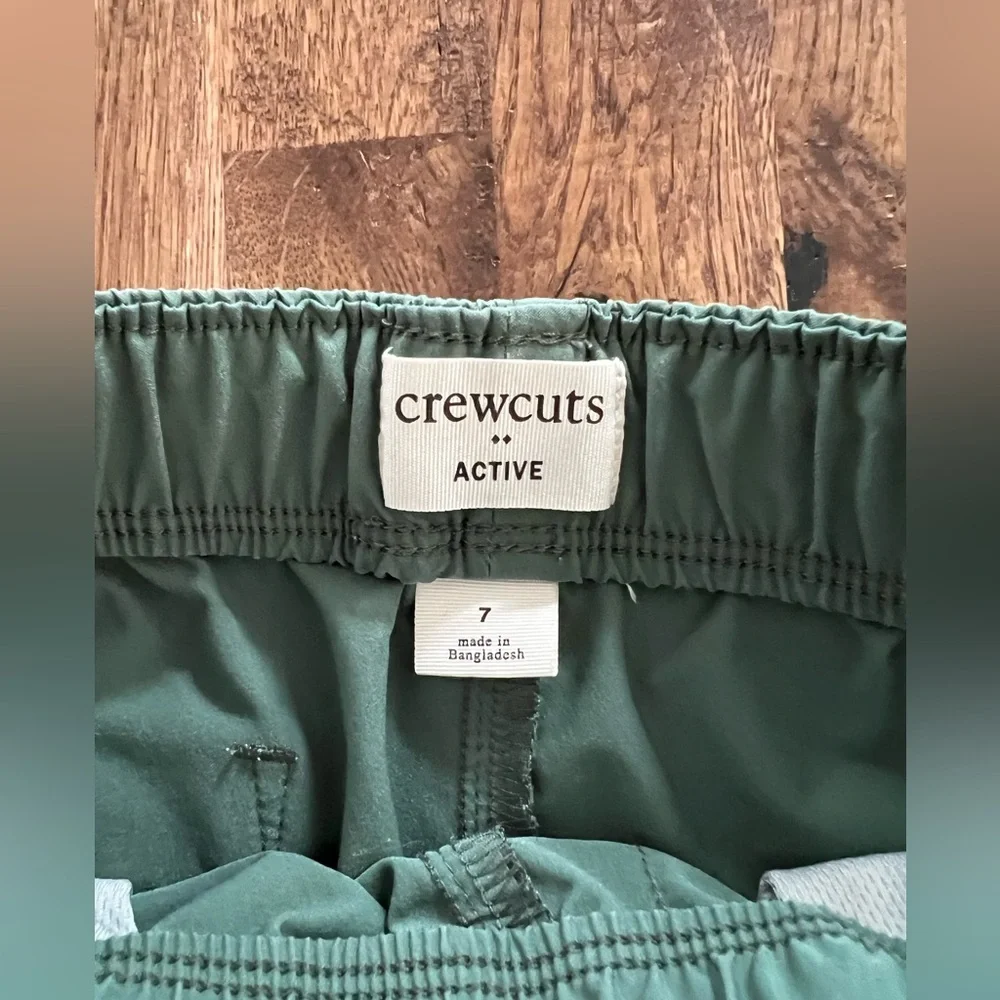 New Crewcuts Tech Dock Shorts in‎ Pale Spinach size 7 F